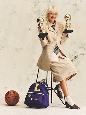 Use to los angeles lakers