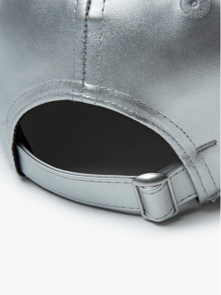 New Era Metallic PU 940 W New Era Metallic PU 940 W