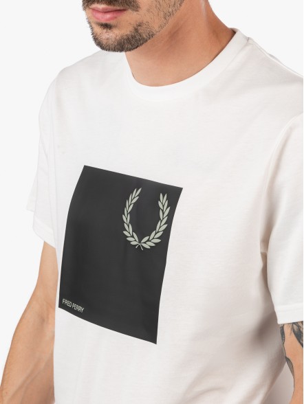 Fred Perry Laurel Wreath Graphic Fred Perry Laurel Wreath Graphic