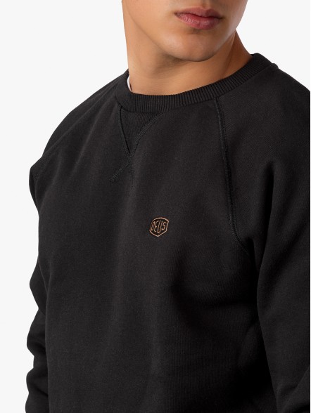 Deus Ex Machina Shield Standard Crew Deus Ex Machina Shield Standard Crew