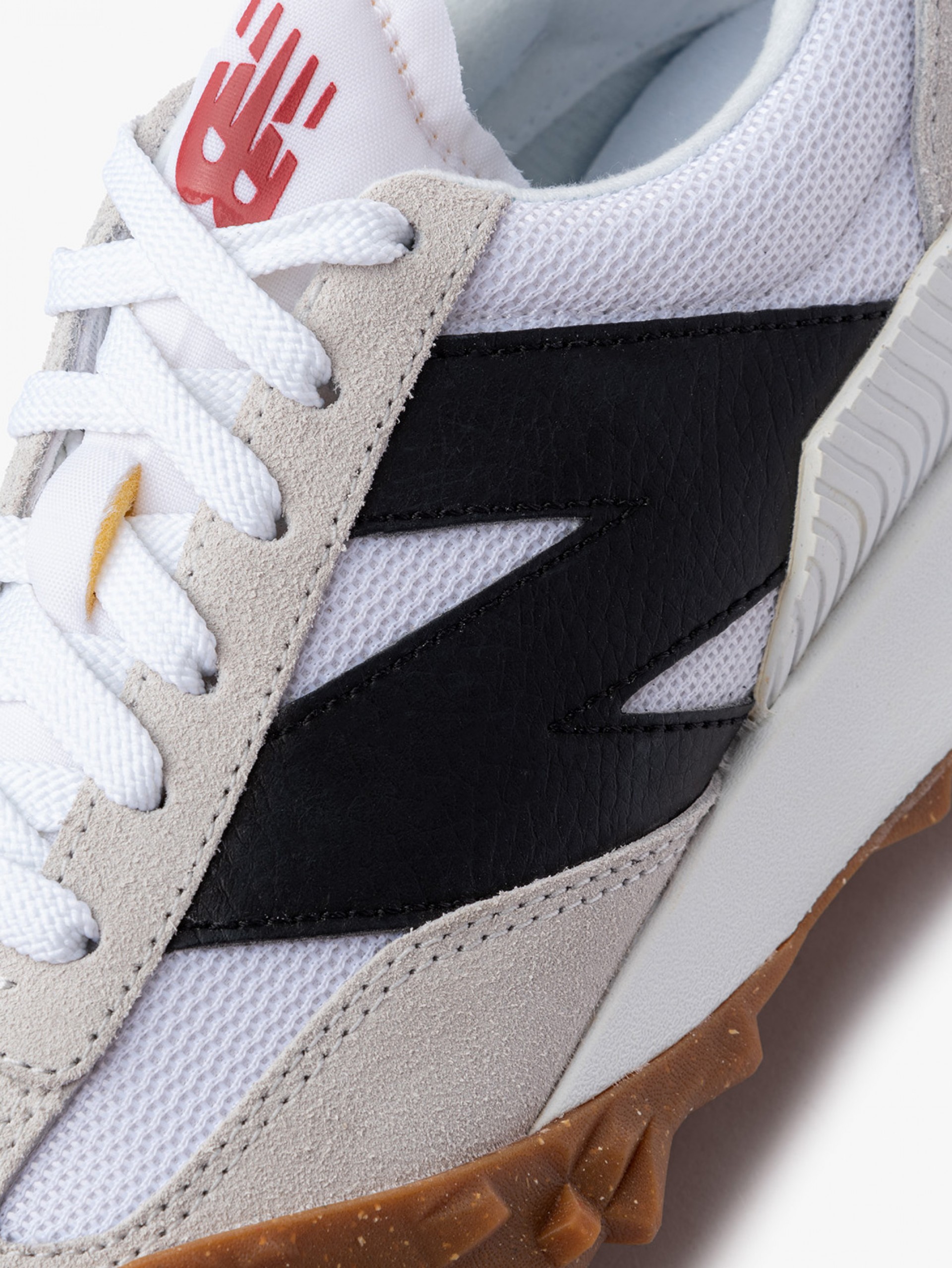 New Balance XC72