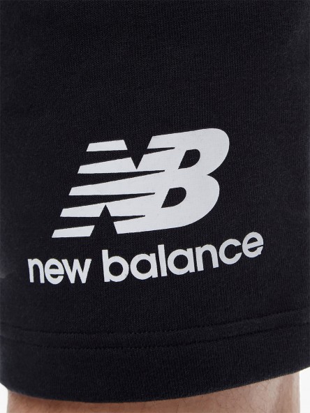 New Balance Essentials Stacked Logo | Fuxia