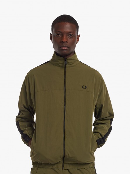 Fred Perry Tonal Taped Shell | Fuxia