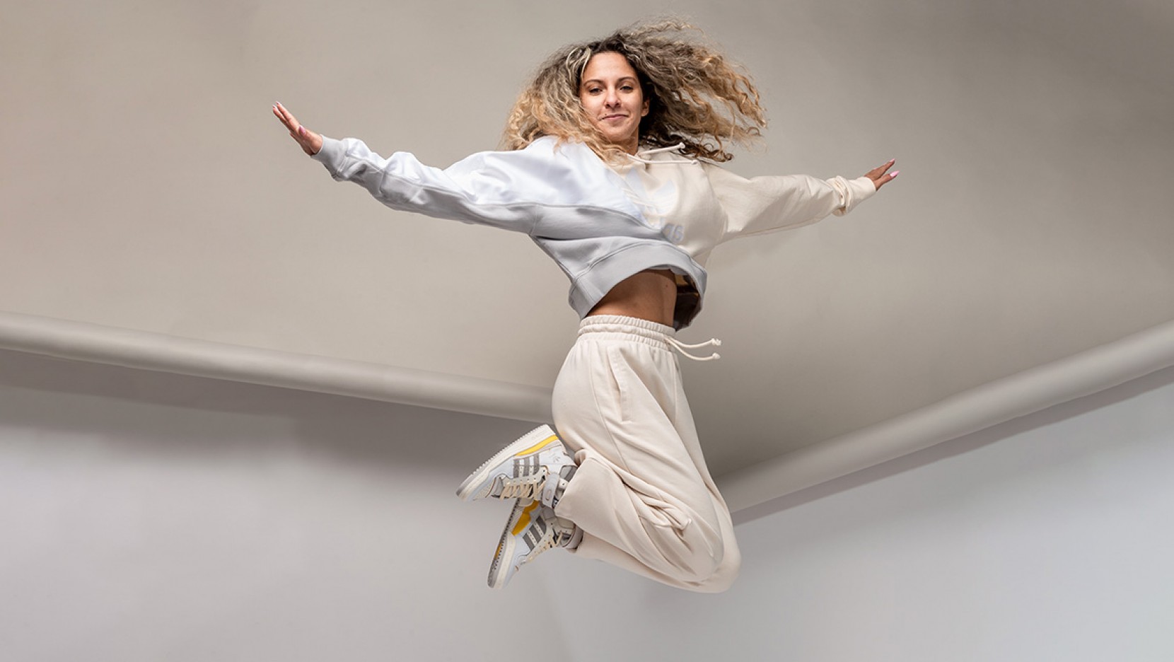 CALÇAS JOGGER: 8 MODELOS PARA UM LOOK PERFEITO CALÇAS JOGGER: 8 MODELOS PARA UM LOOK PERFEITO