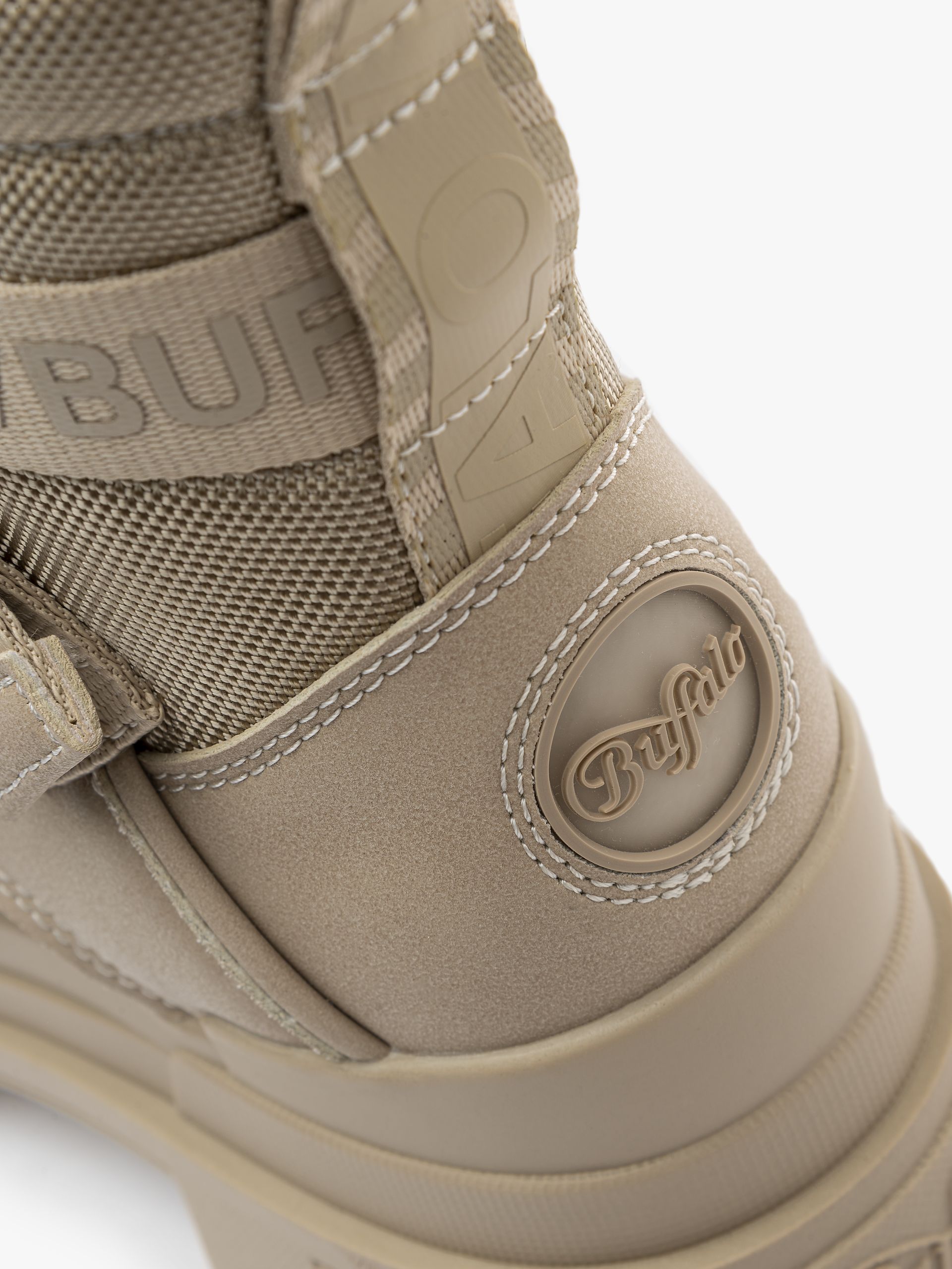 Buffalo Aspha Com1 W