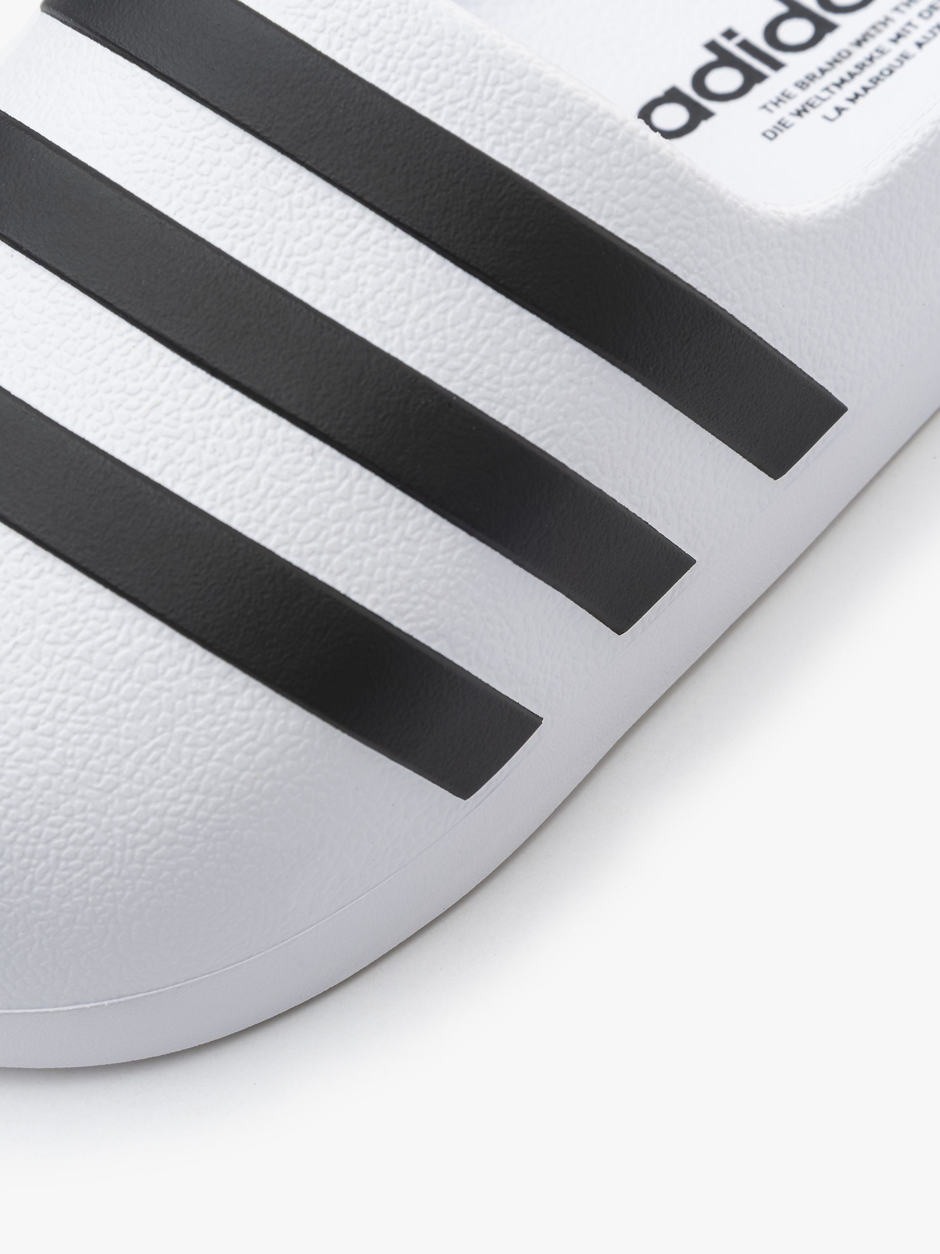 adidas Adilette