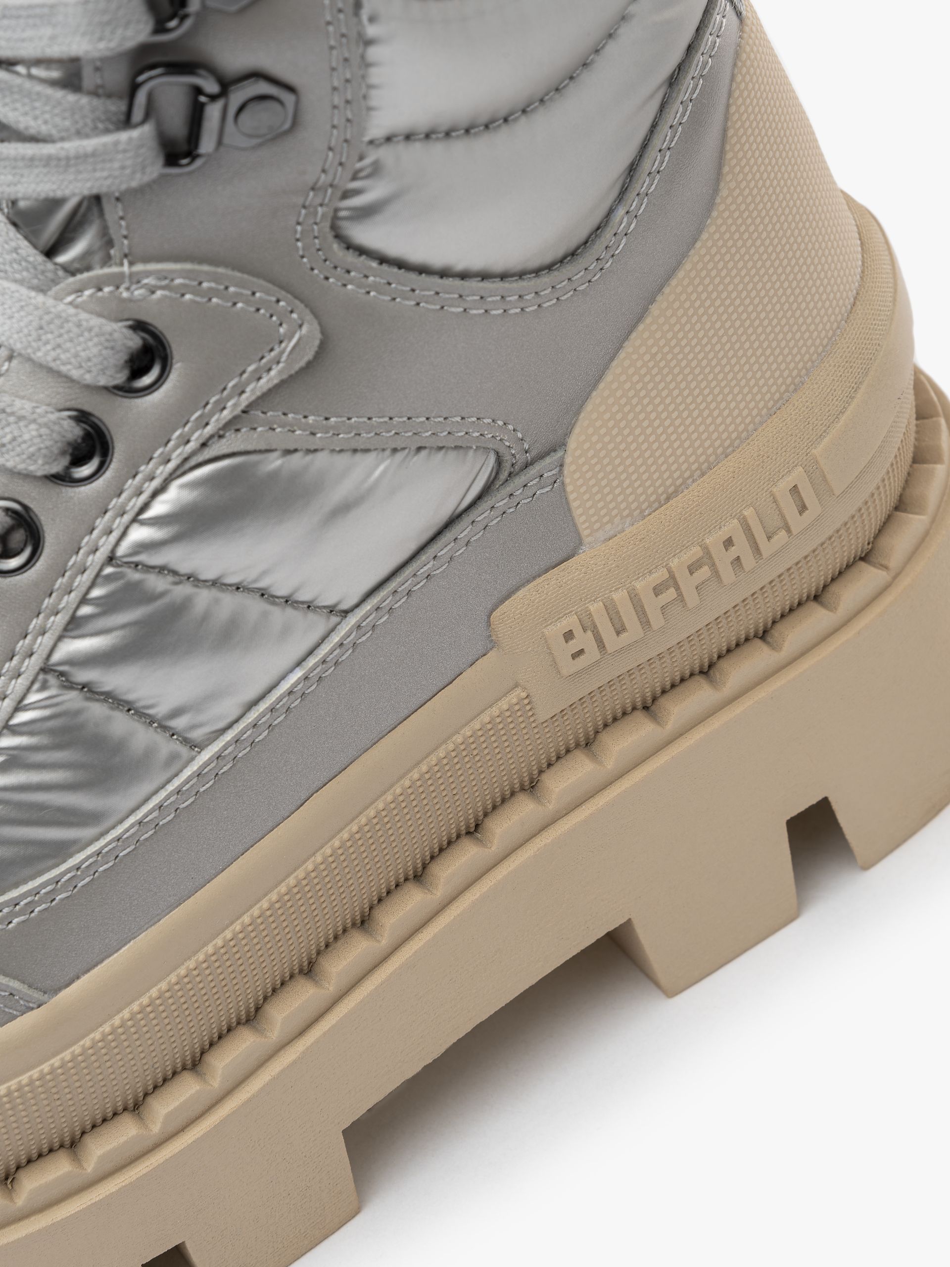 Buffalo Raven Snow Laceup Mid W