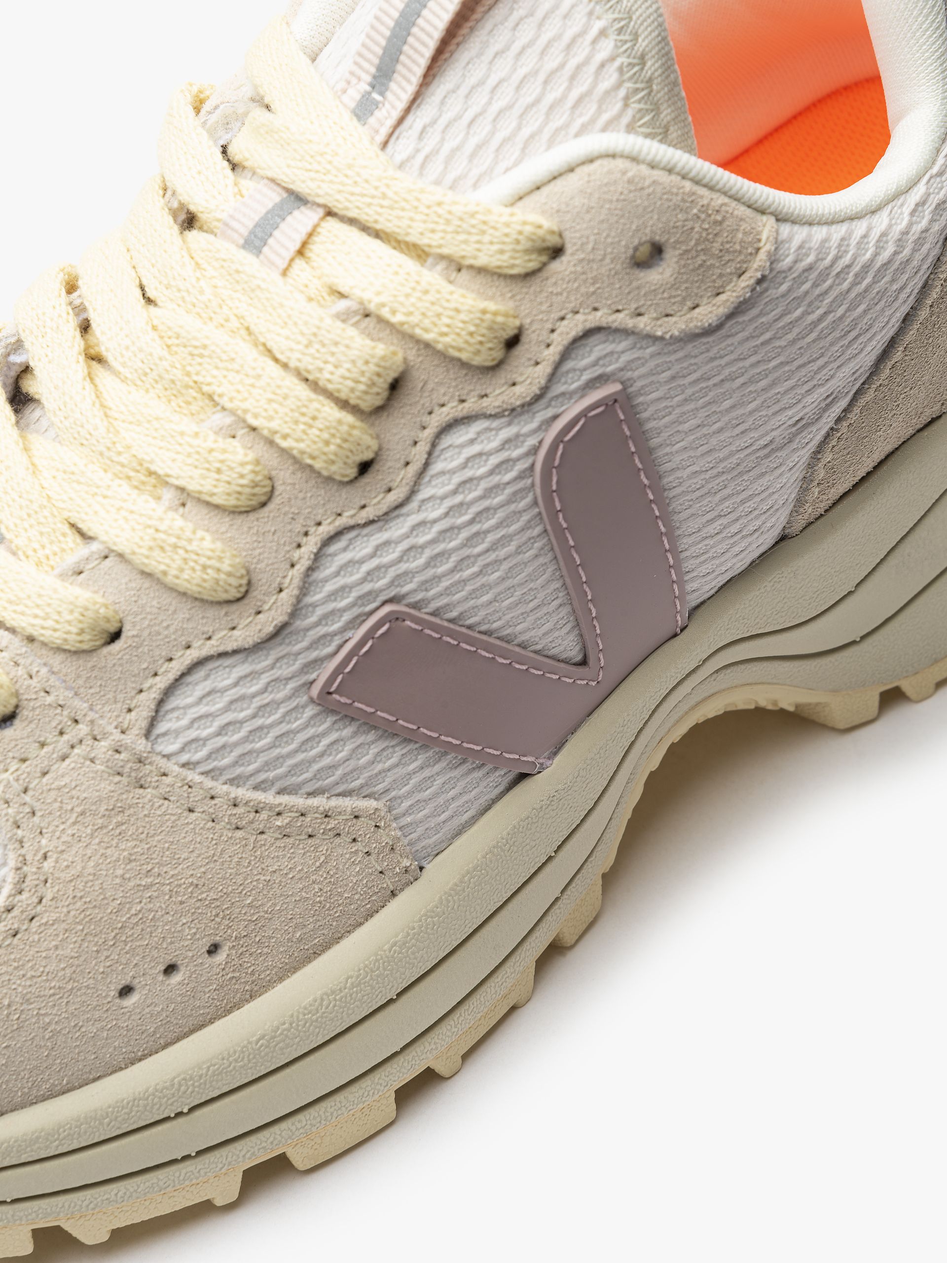 Veja Venturi Hexamesh W