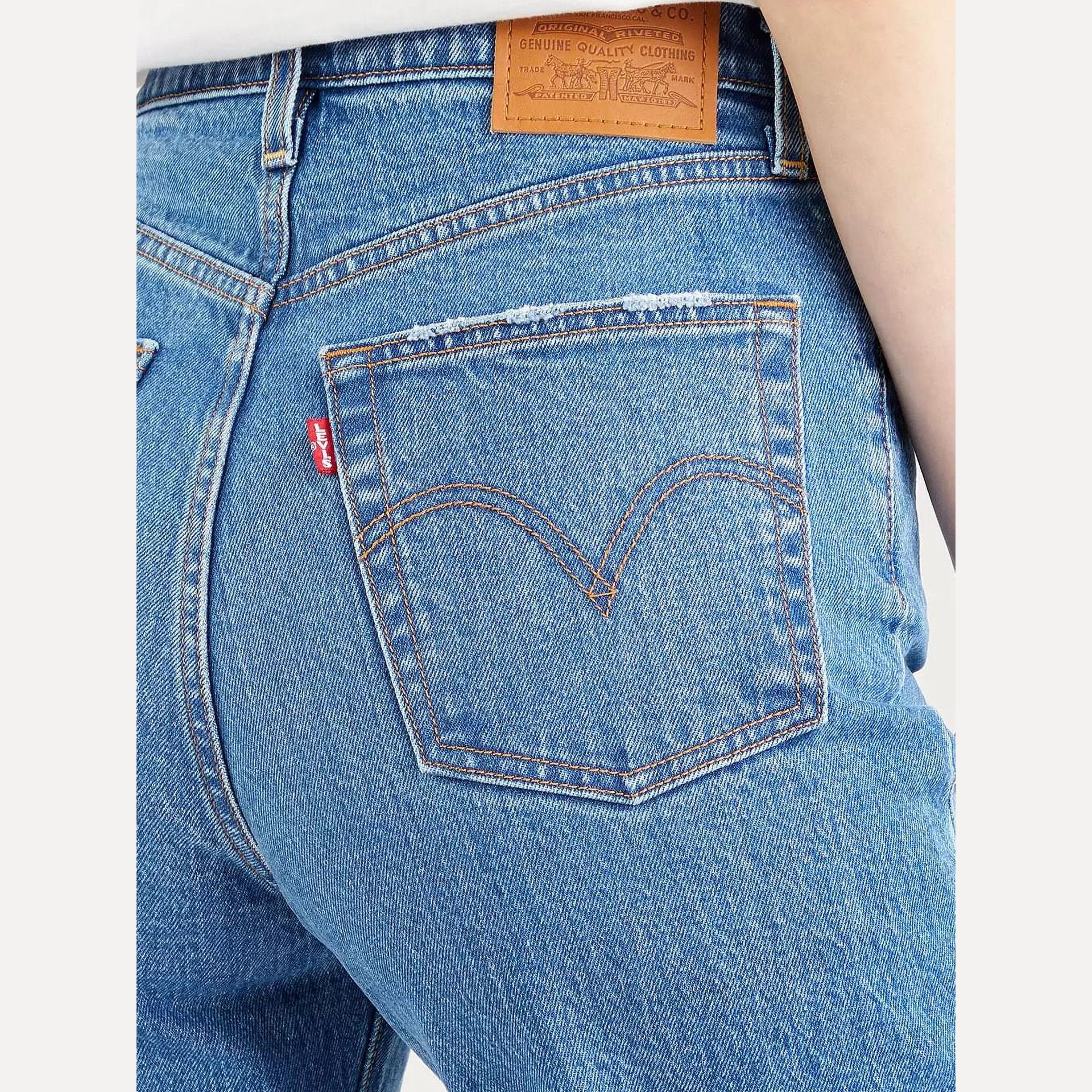 Levis Ribcage Straight Ankle W