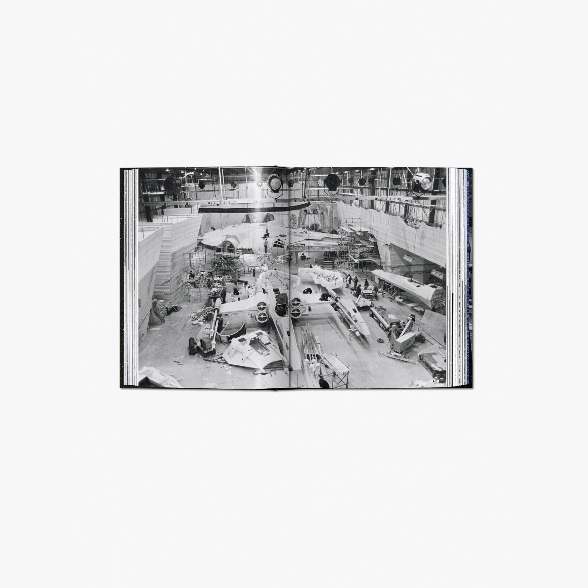 The Star Wars Archives. 1977–1983. 40th Ed.