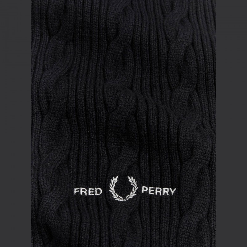 Fred Perry Cable Branded Scarf - C2138 102 | Fuxia, Urban Tribes United