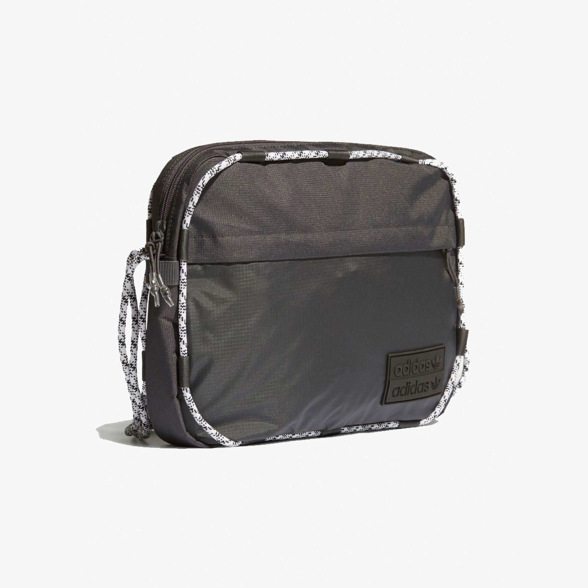 adidas R.Y.V. Airliner