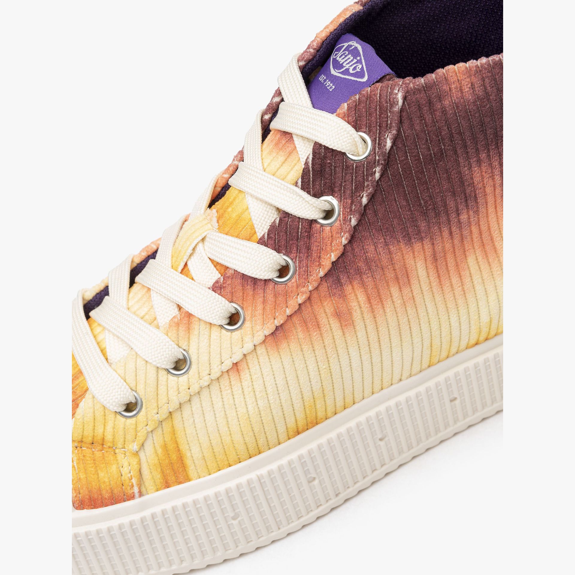 Sanjo K330 Bombazine