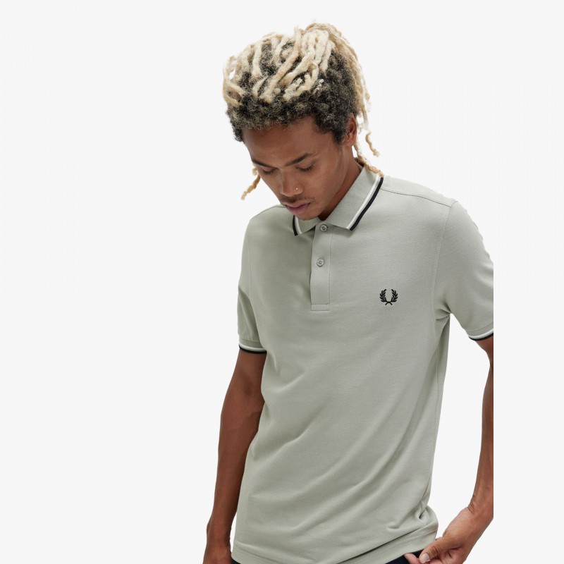 Fred Perry Slim Fit Twin - M3600 R74 | Fuxia, Urban Tribes United