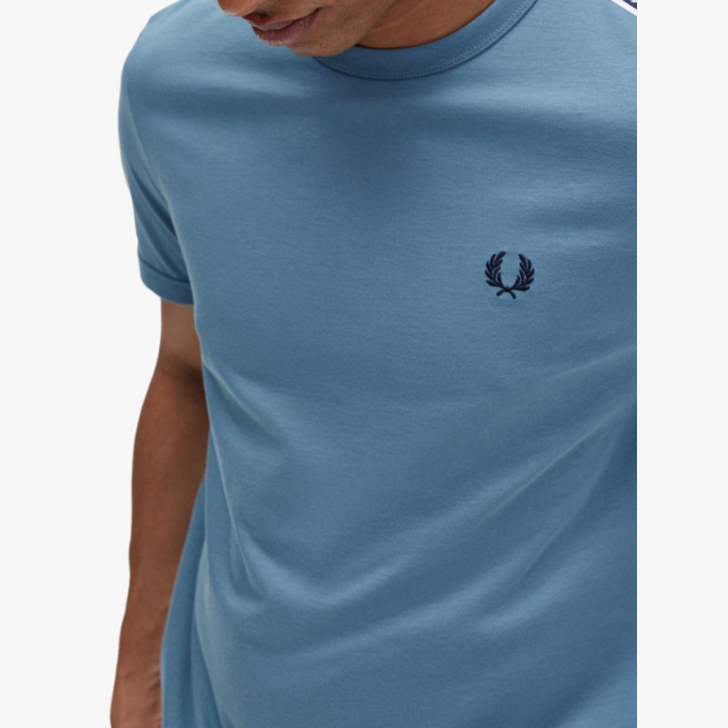 Fred Perry Contrast Tape Ringer - M4613 R46 | Fuxia