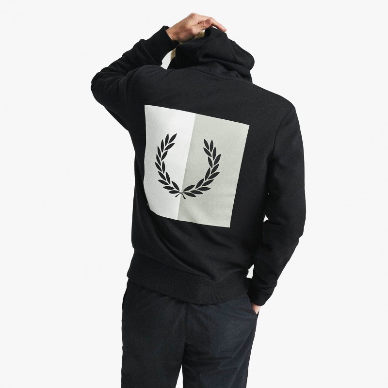 Fred Perry  Laurel Wreath - M4624 102 - Fuxia, Urban Tribes United