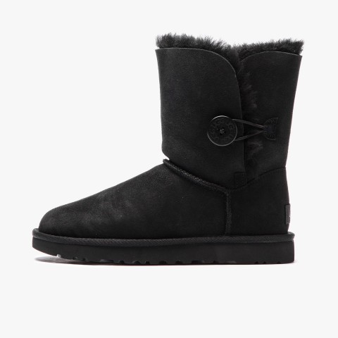 UGG Bailey Button II W