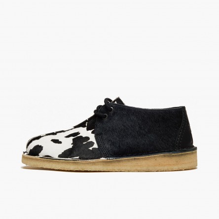 Clarks Desert Trek - 26151485 | Fuxia