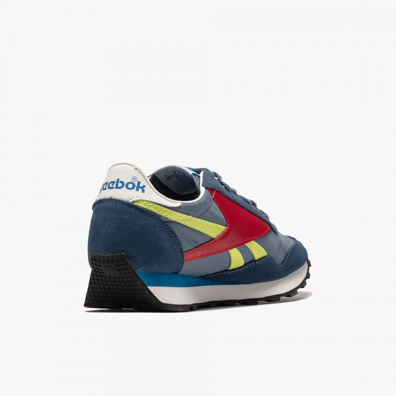 Reebok Aztec II - GZ9870 | Fuxia, Urban Tribes United