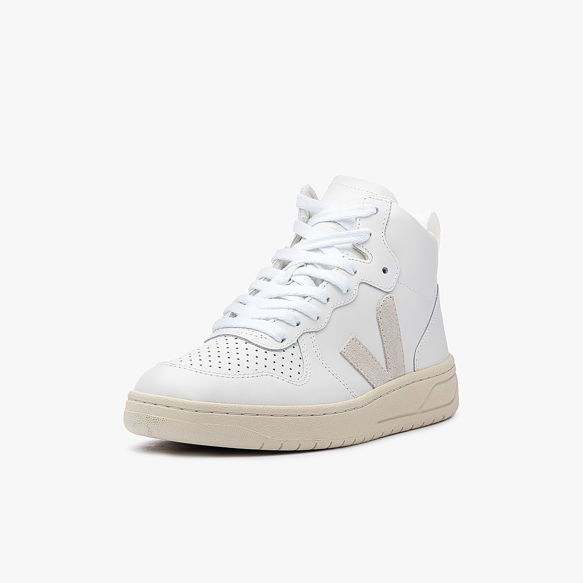 Veja V-15 Leather