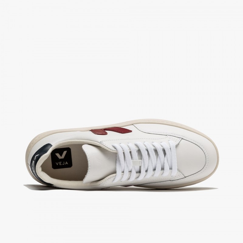 Veja V-12 Leather - XD0201955 | Fuxia, Urban Tribes United
