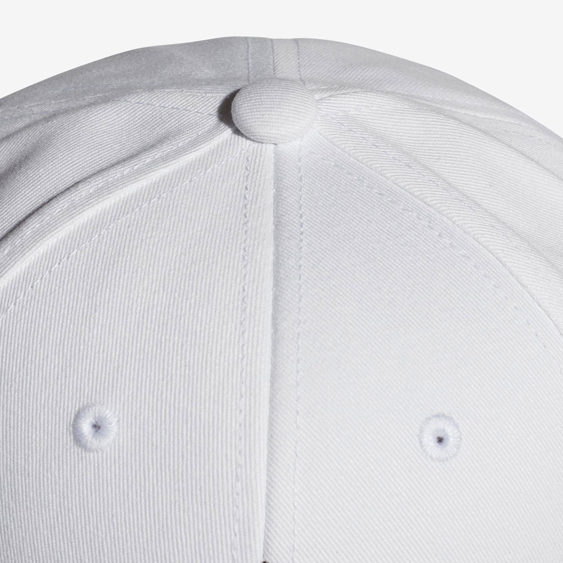 adidas Classic Trefoil