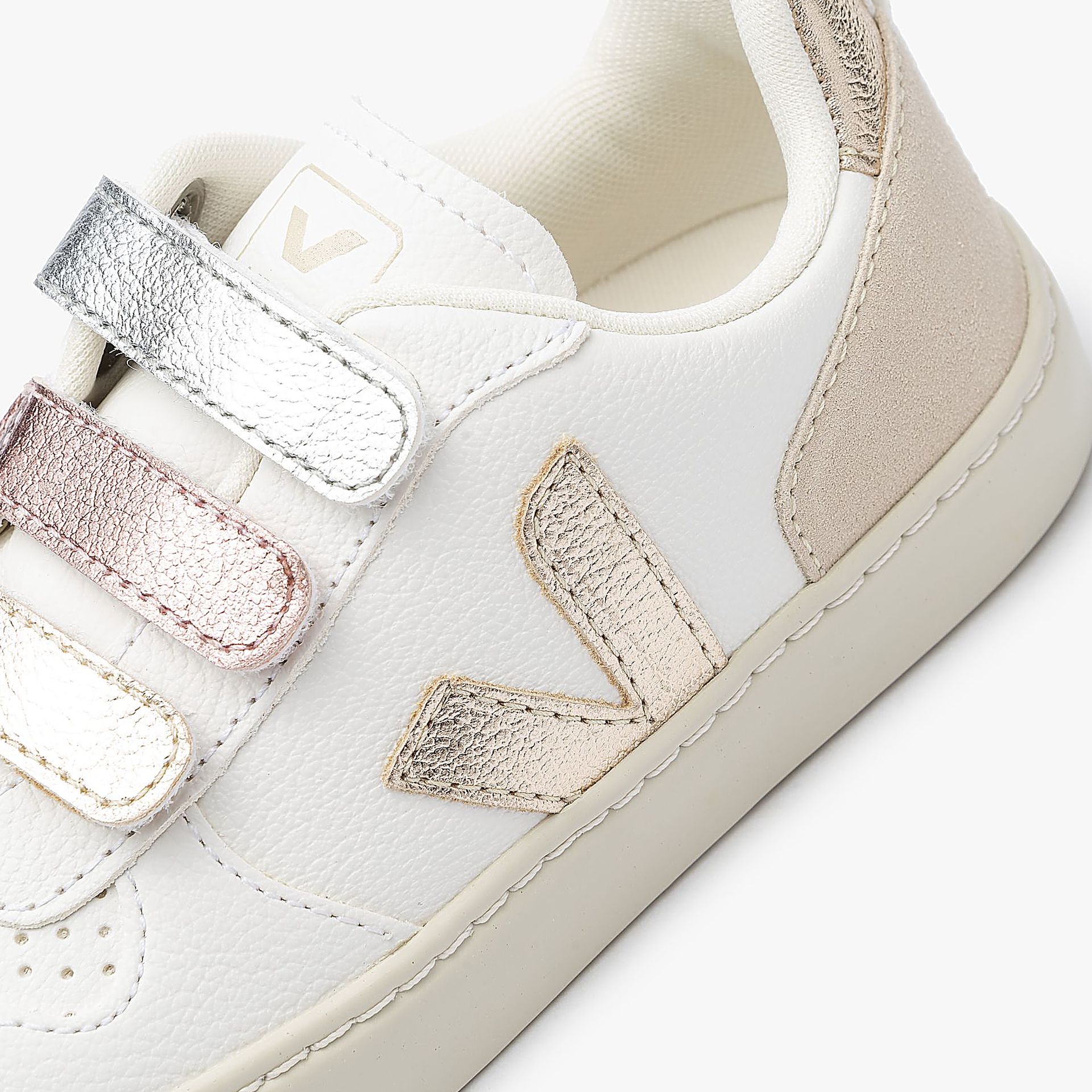 Veja V-10 Chromefree K