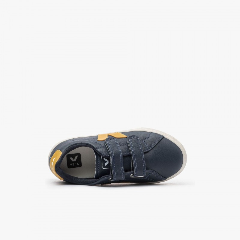 Veja Esplar Chromefree Inf - SV0503016J - Fuxia, Urban Tribes United
