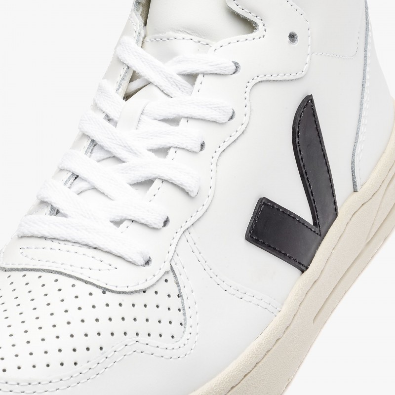 Veja V-15 Leather - VQ0203304 - Fuxia, Urban Tribes United