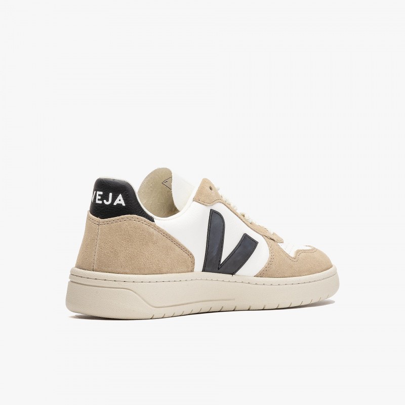 Veja V-10 Chromefree Leather - VX0503138 | Fuxia, Urban Tribes United