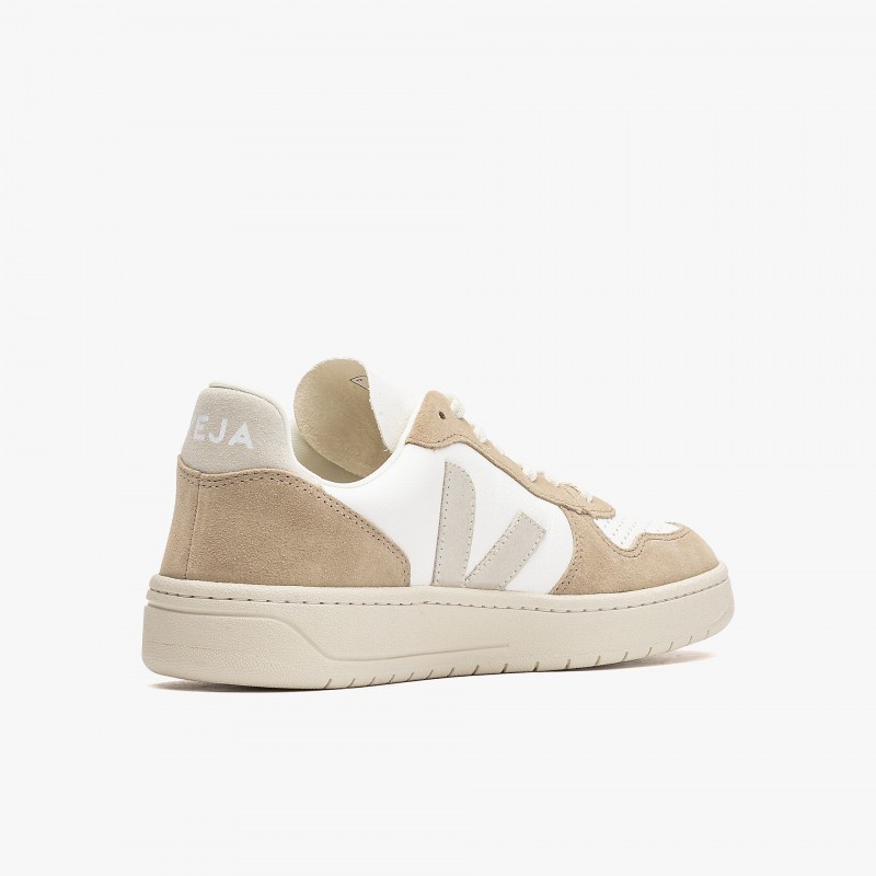 Veja V-10 Chromefree Leather - VX0503298 | Fuxia, Urban Tribes United