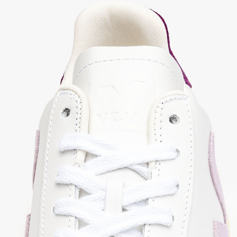 Veja V-12 Leather - XD0203301 | Fuxia, Urban Tribes United