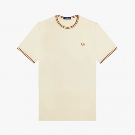 Fred Perry With Double Discontinuous Stitch Border - M1588 691 | Fuxia