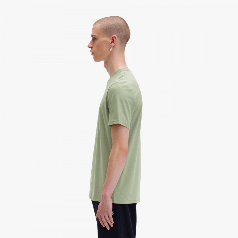 Fred Perry Circle Branding - M5630 M37 - Fuxia, Urban Tribes United