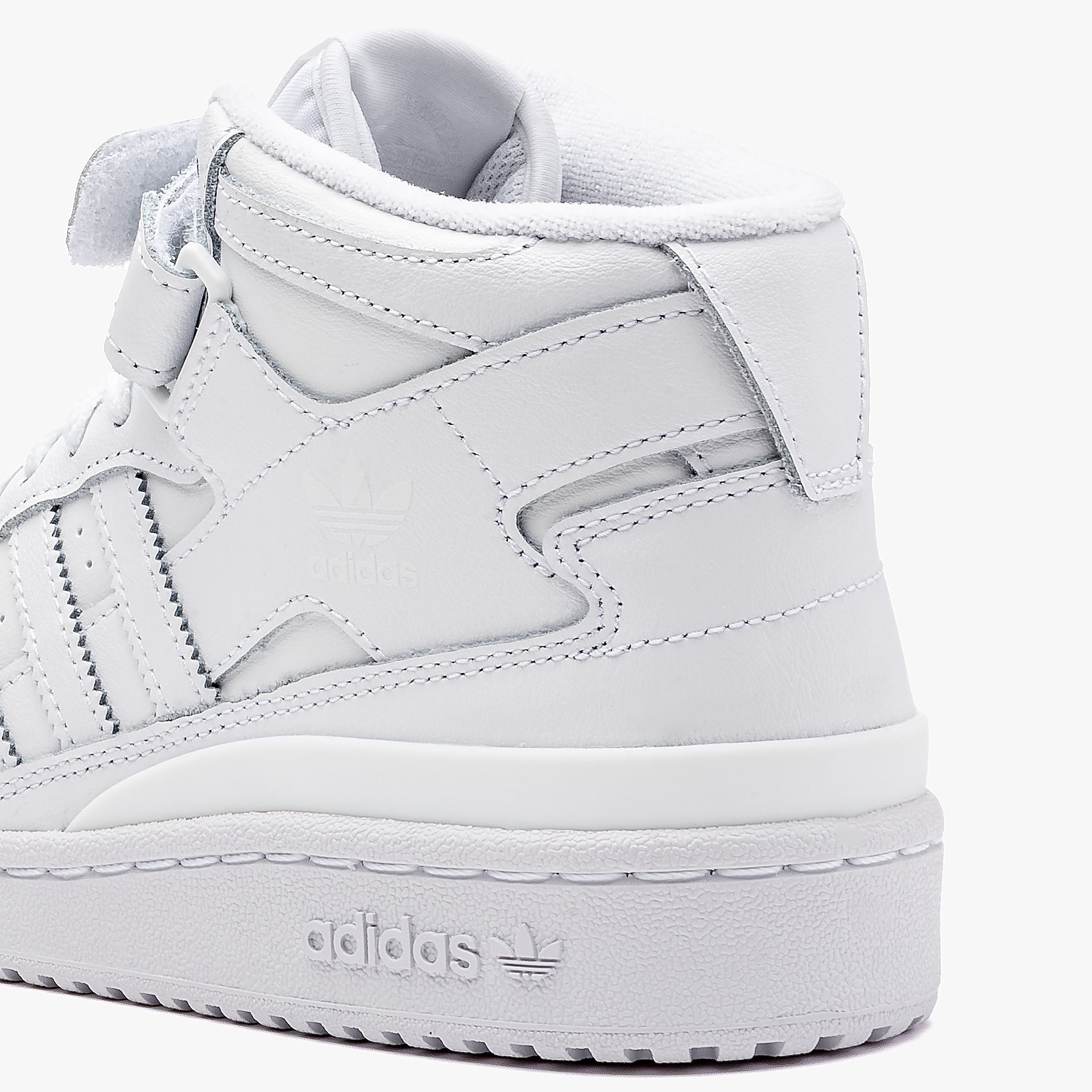 adidas Forum Mid W
