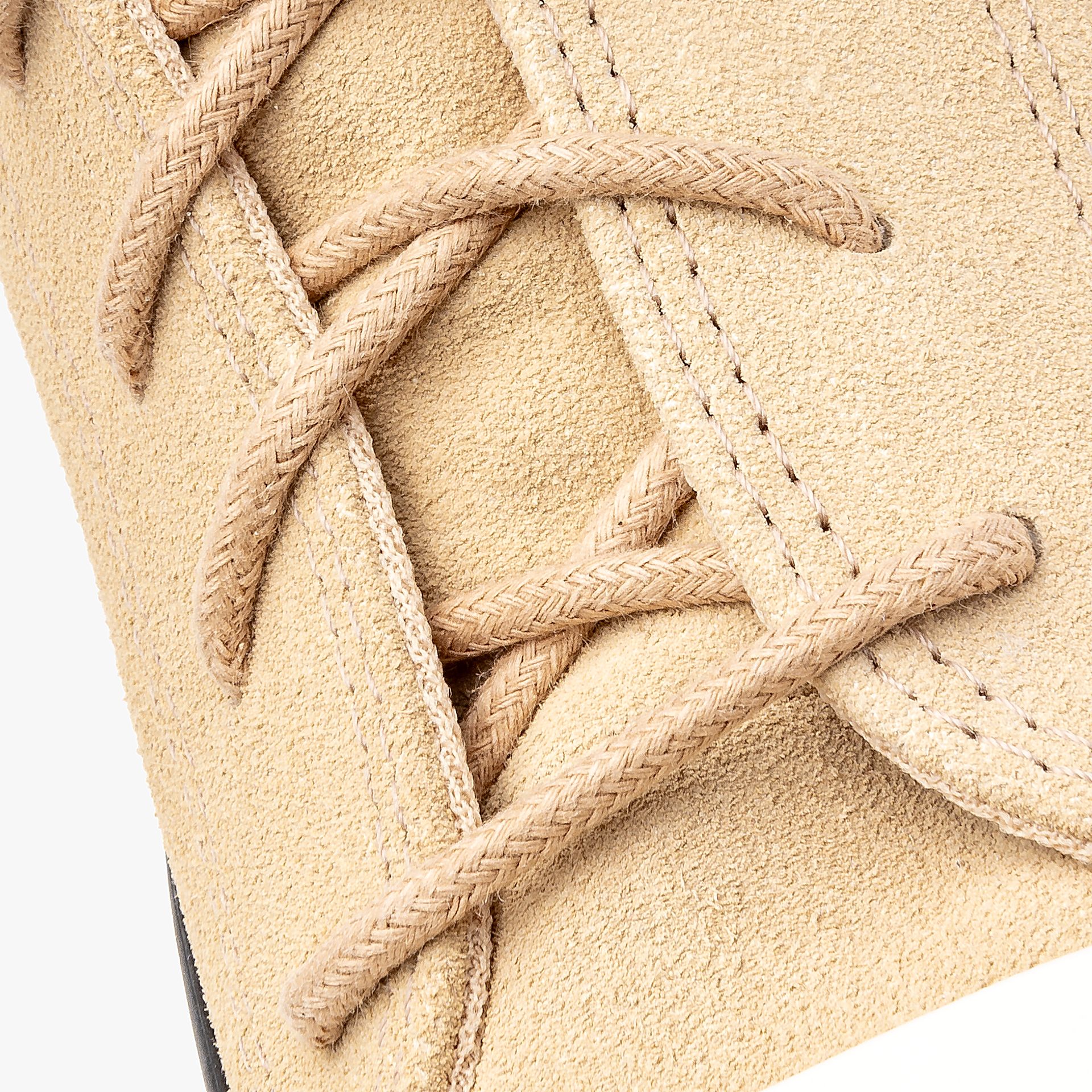 Converse Chuck Taylor Mono Suede