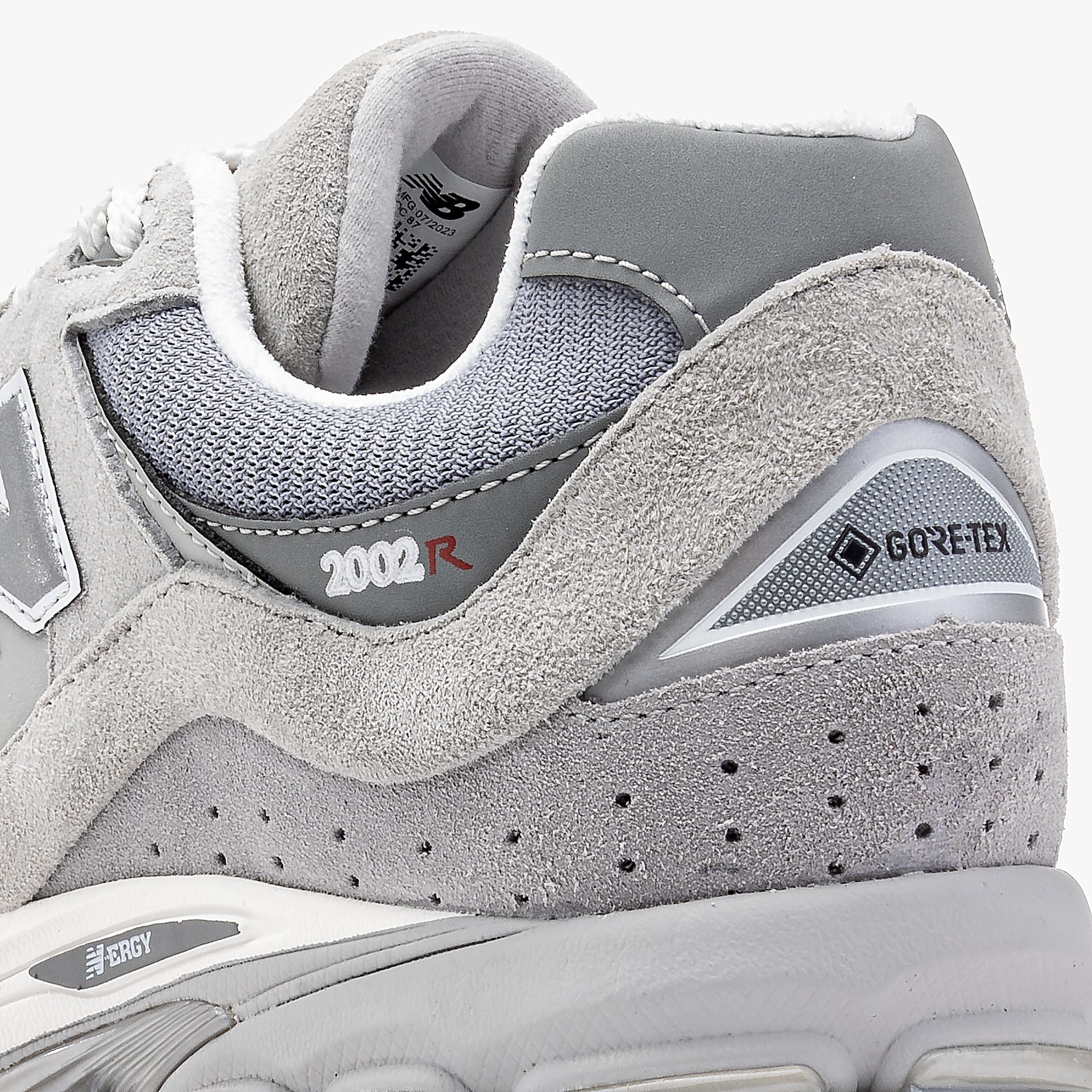 New Balance M2002 RXV1