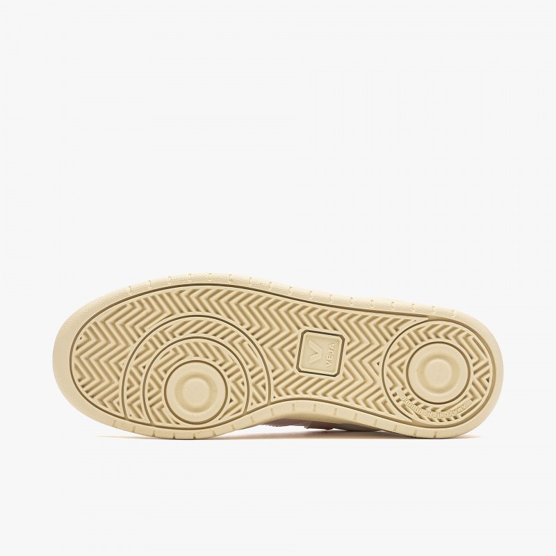 Veja V-10 CWL W - VX0703131 - Fuxia, Urban Tribes United