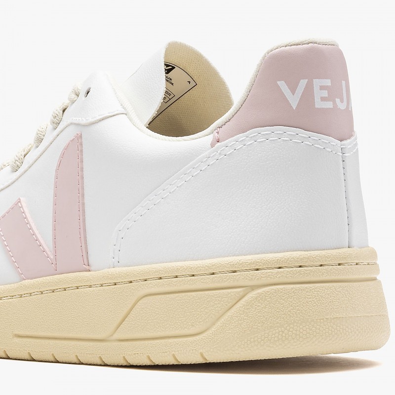 Veja V-10 CWL W - VX0703131 - Fuxia, Urban Tribes United
