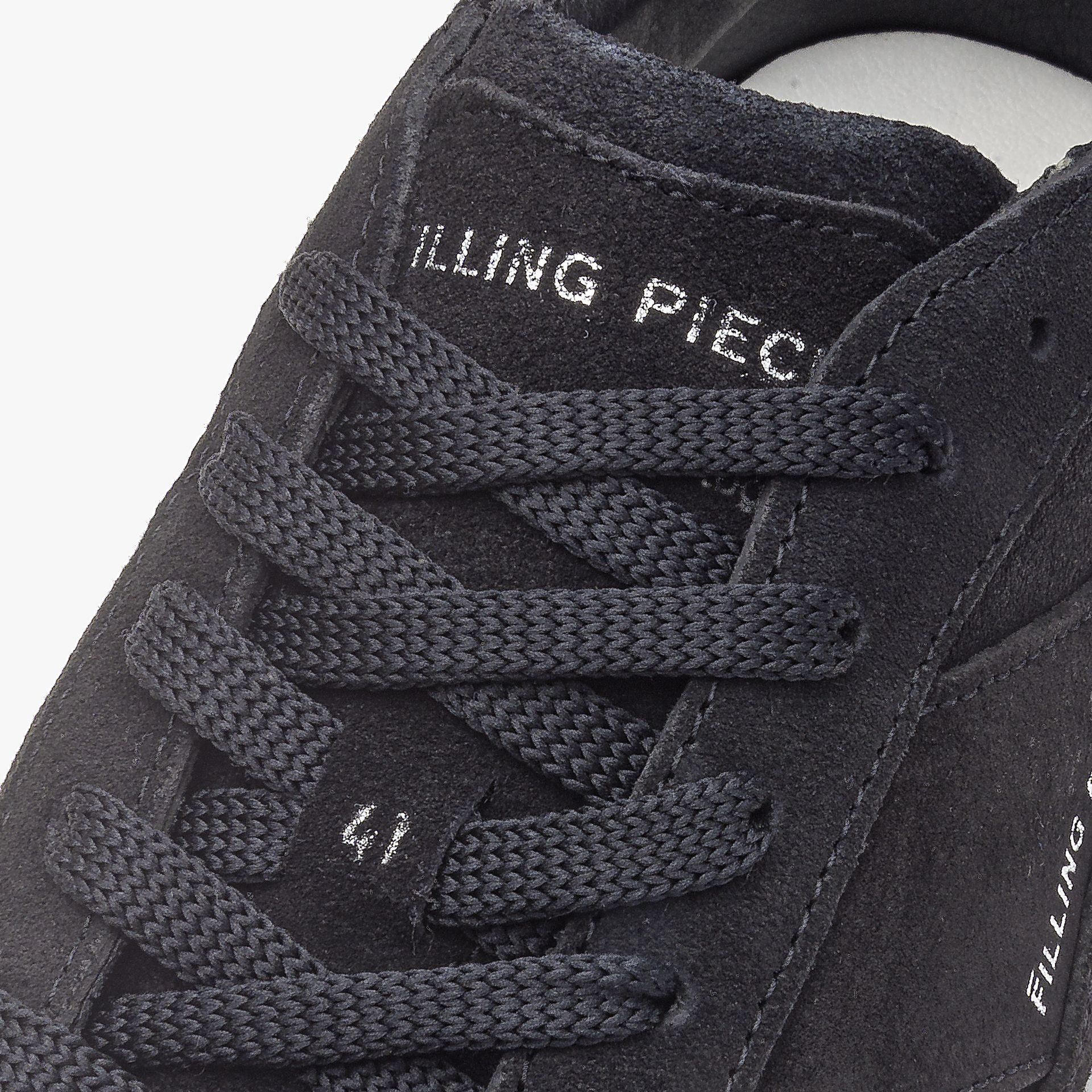 Filling Pieces Jet Runner