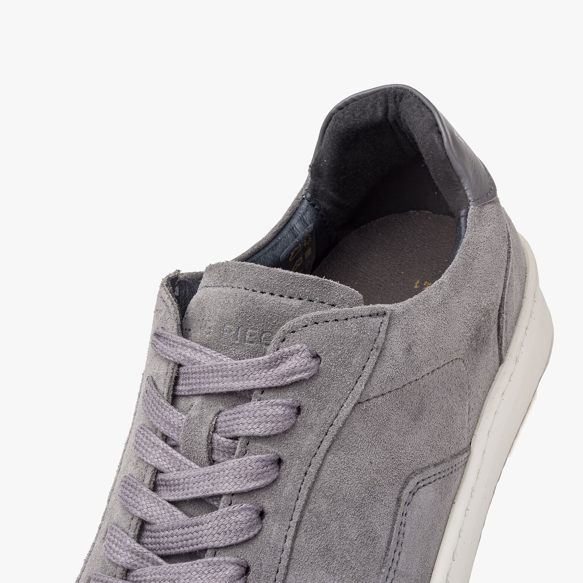 Filling Pieces Mondo Suede