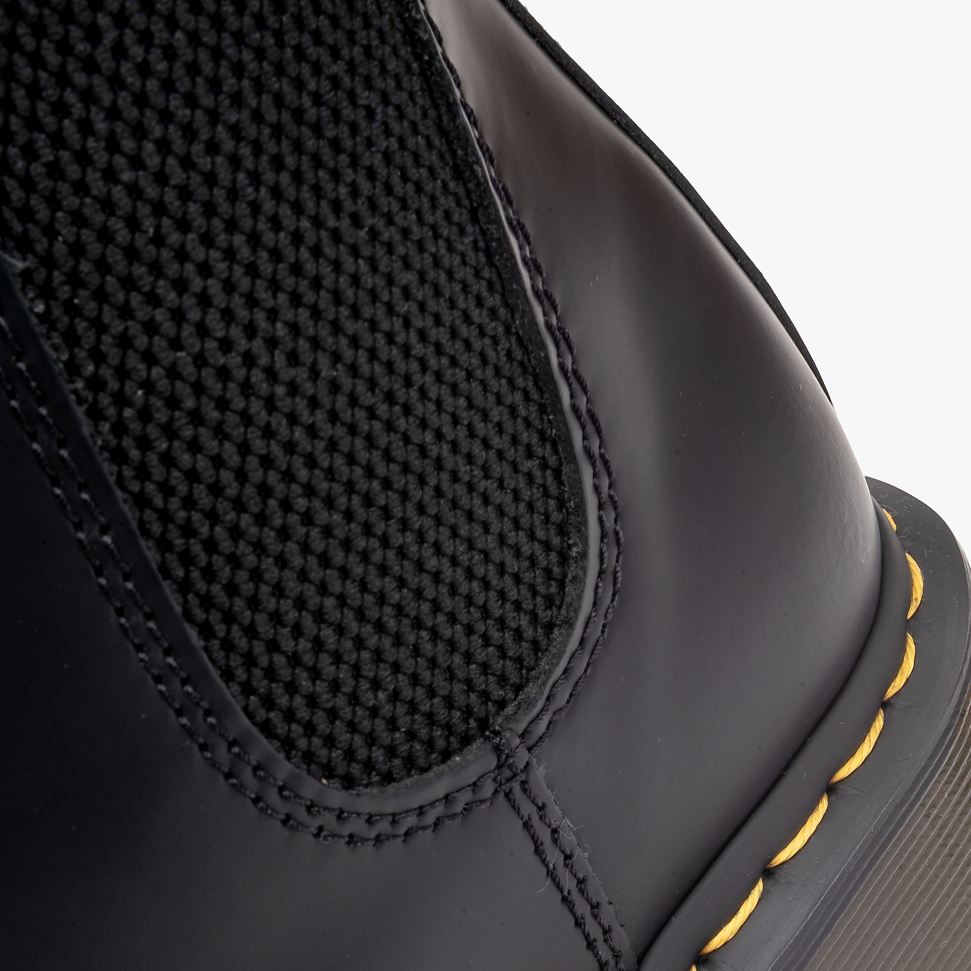 Dr.Martens 2976 Smooth Leather Chelsea