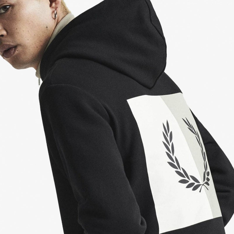 Fred Perry  Laurel Wreath - M4624 102 - Fuxia, Urban Tribes United