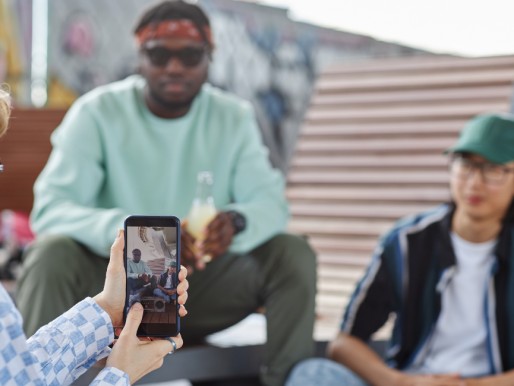Digital influencers and the art of selling without selling Digital influencers and the art of selling without selling