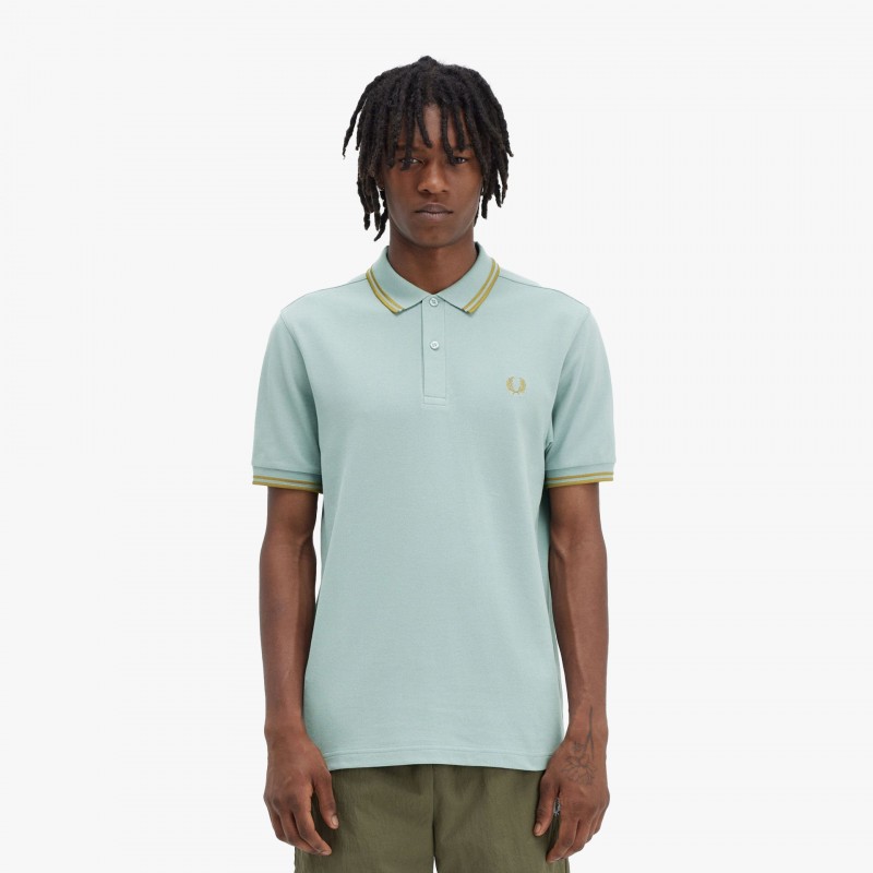 Fred Perry Slim Fit Twin - M3600 V22 | Fuxia, Urban Tribes United