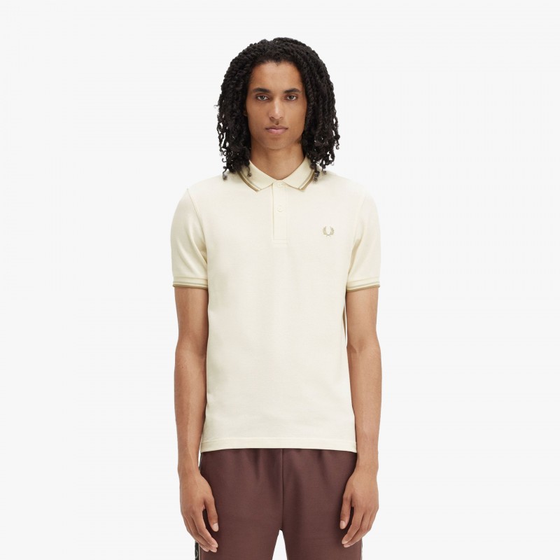 Fred Perry Slim Fit Twin - M3600 V17 | Fuxia, Urban Tribes United