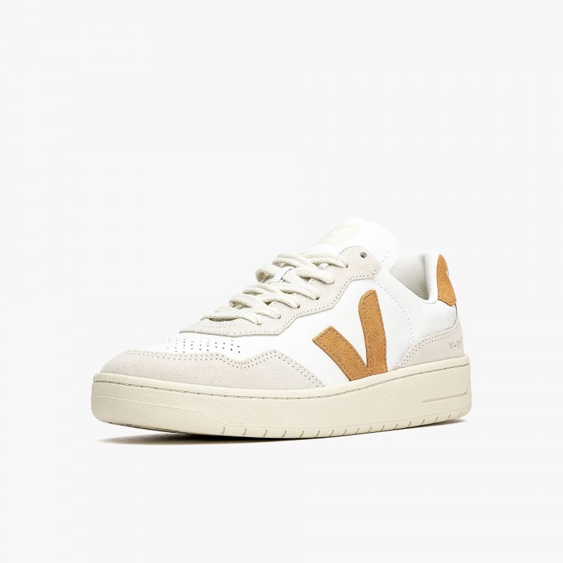 Veja V-90 O.T. Leather W - VD2003389 A | Fuxia, Urban Tribes United