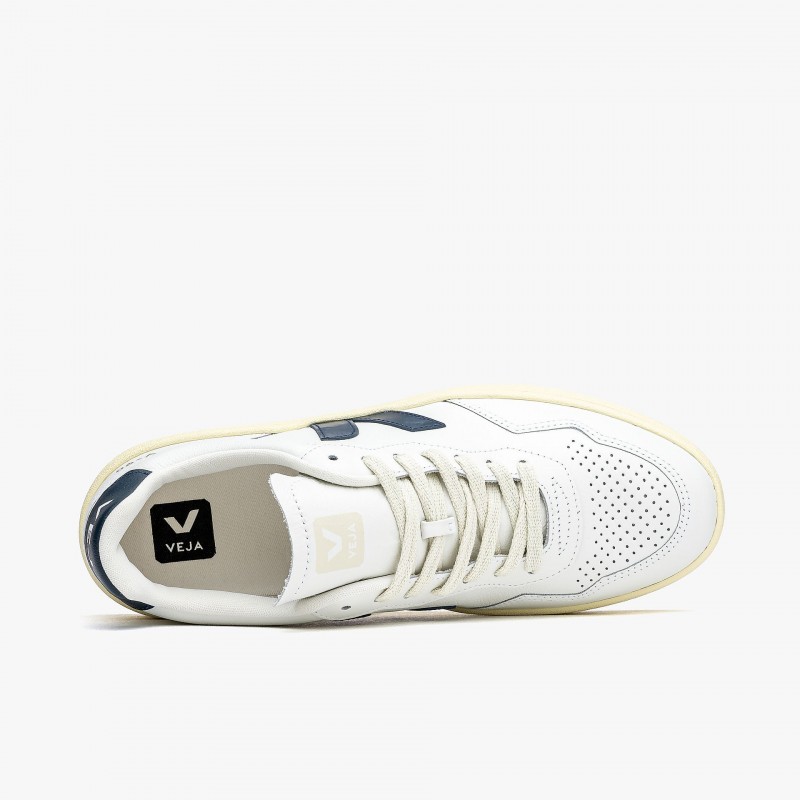 Veja V-90 O.T. Leather - VD2003656B | Fuxia, Urban Tribes United