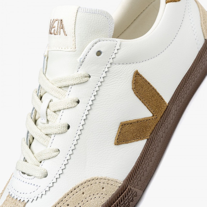 Veja Volley O.T. Leather - VO2003720B | Fuxia, Urban Tribes United