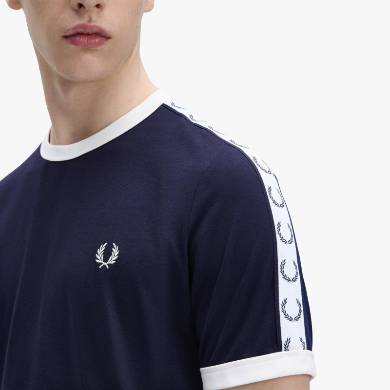 Fred Perry Taped Ringer - M4620 266 | Fuxia, Urban Tribes United